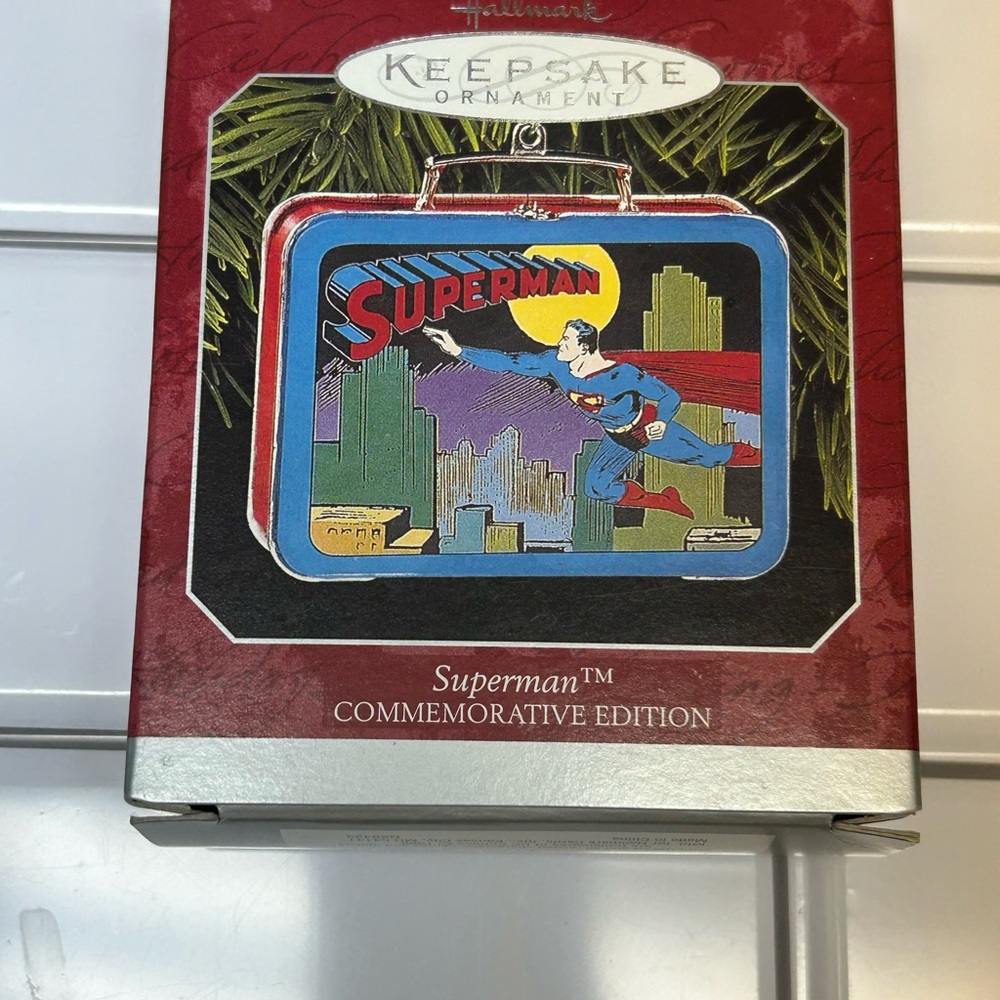 Hallmark Keepsake 1998 Superman Lunchbox Commemorative Edition Ornament NOS